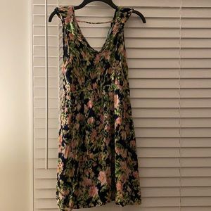 Floral print dress